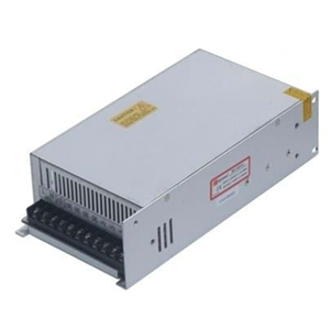 MERVESAN MT-100-12V 8.4 AMPER TAM REGÜLELİ ADAPTÖR